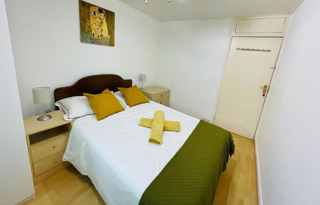 Cosy Flat Close To East Finchley Station Londres Extérieur photo